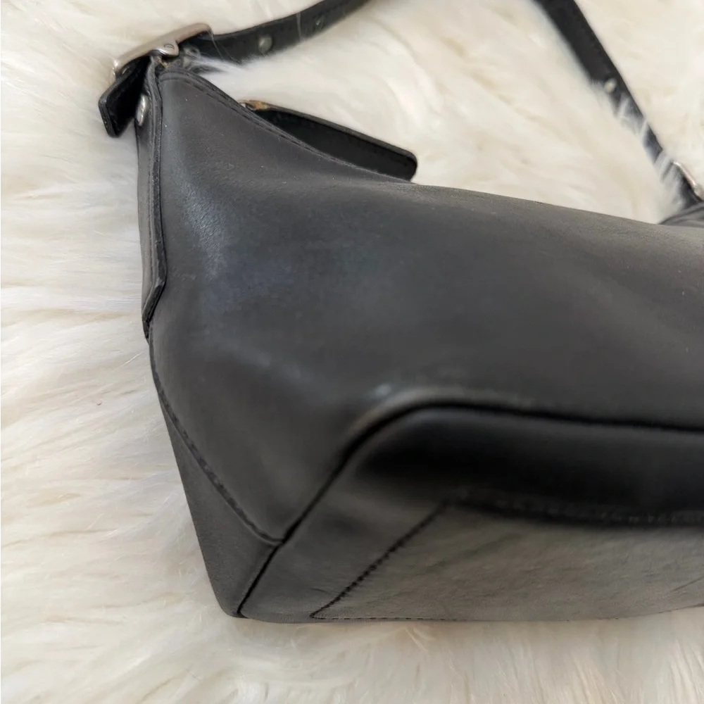 Vintage Coach Black Leather Shoulder Bag #9844